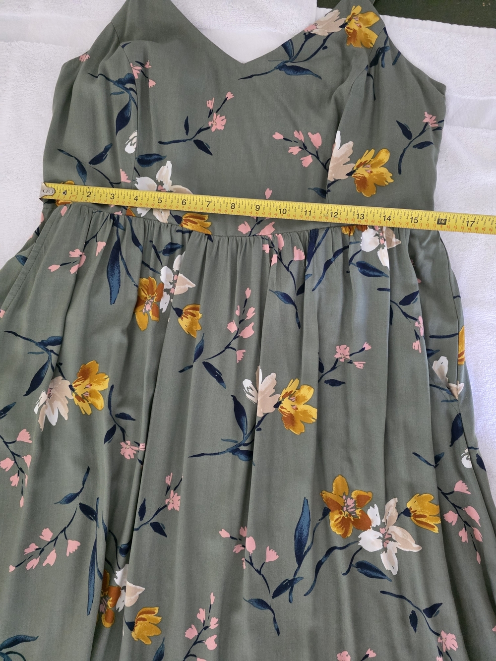 Old Navy Sage Green Floral Midi Dress with Spaghetti Straps - Picture 4 of 8